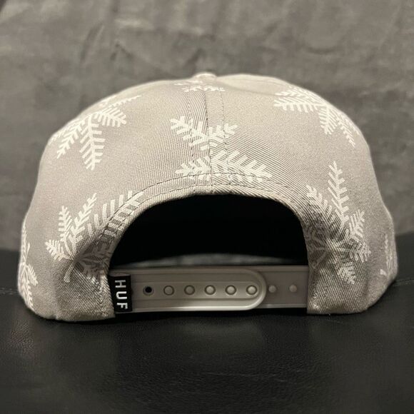 HUF Snowlife Gray SnapBack Hat / One Size - Picture 2 of 4
